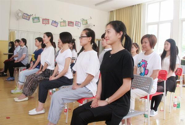 濰坊幼師學(xué)校哪個(gè)好？