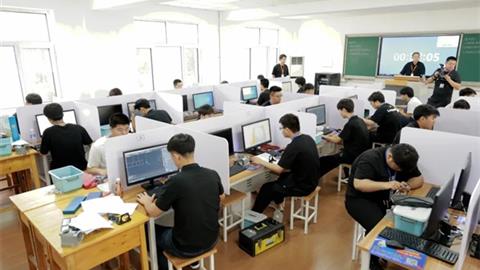 兩項市級職業(yè)院校技能大賽在樂亭職校順利開賽